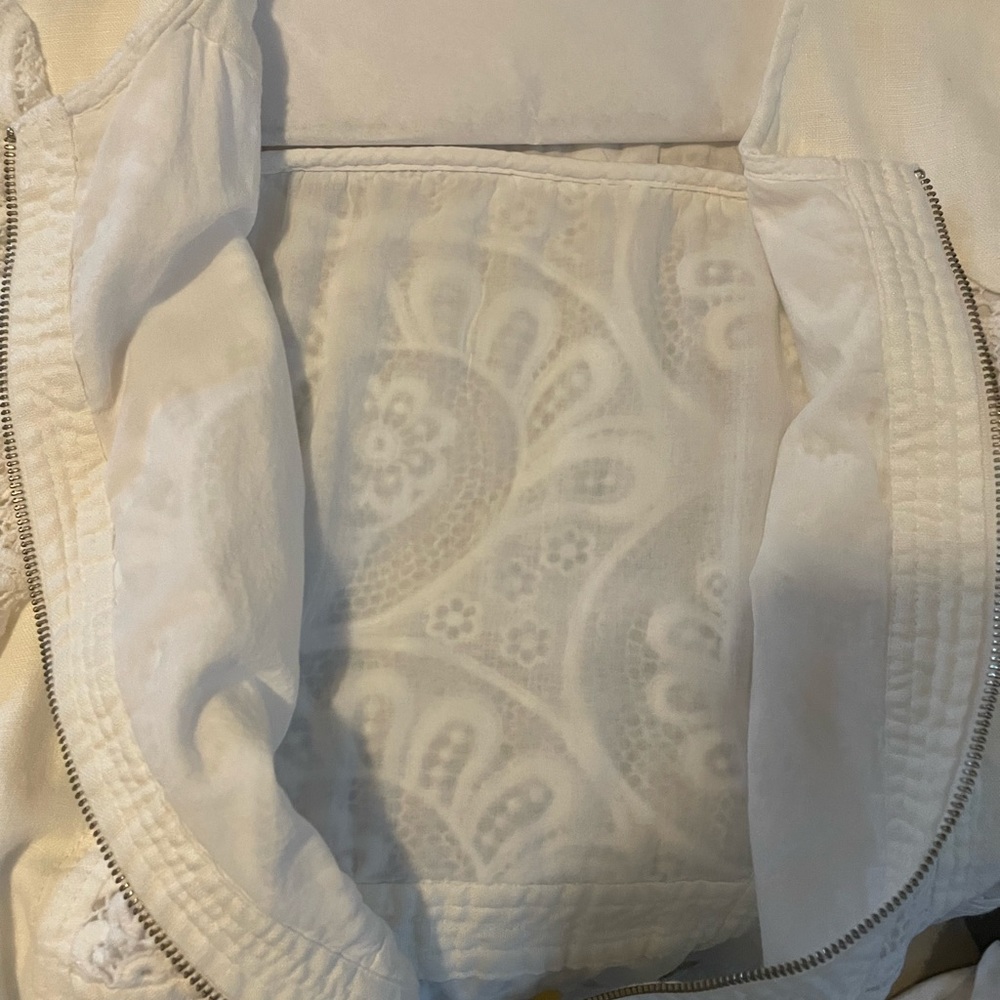 Lace jacket - Picture 3 of 3